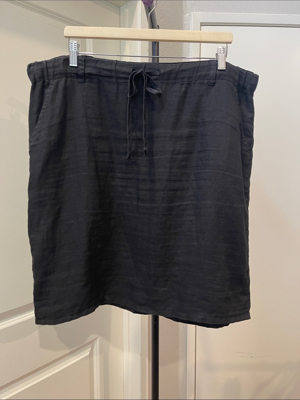 Allen Allen Black Linen Drawstring Mini Skirt